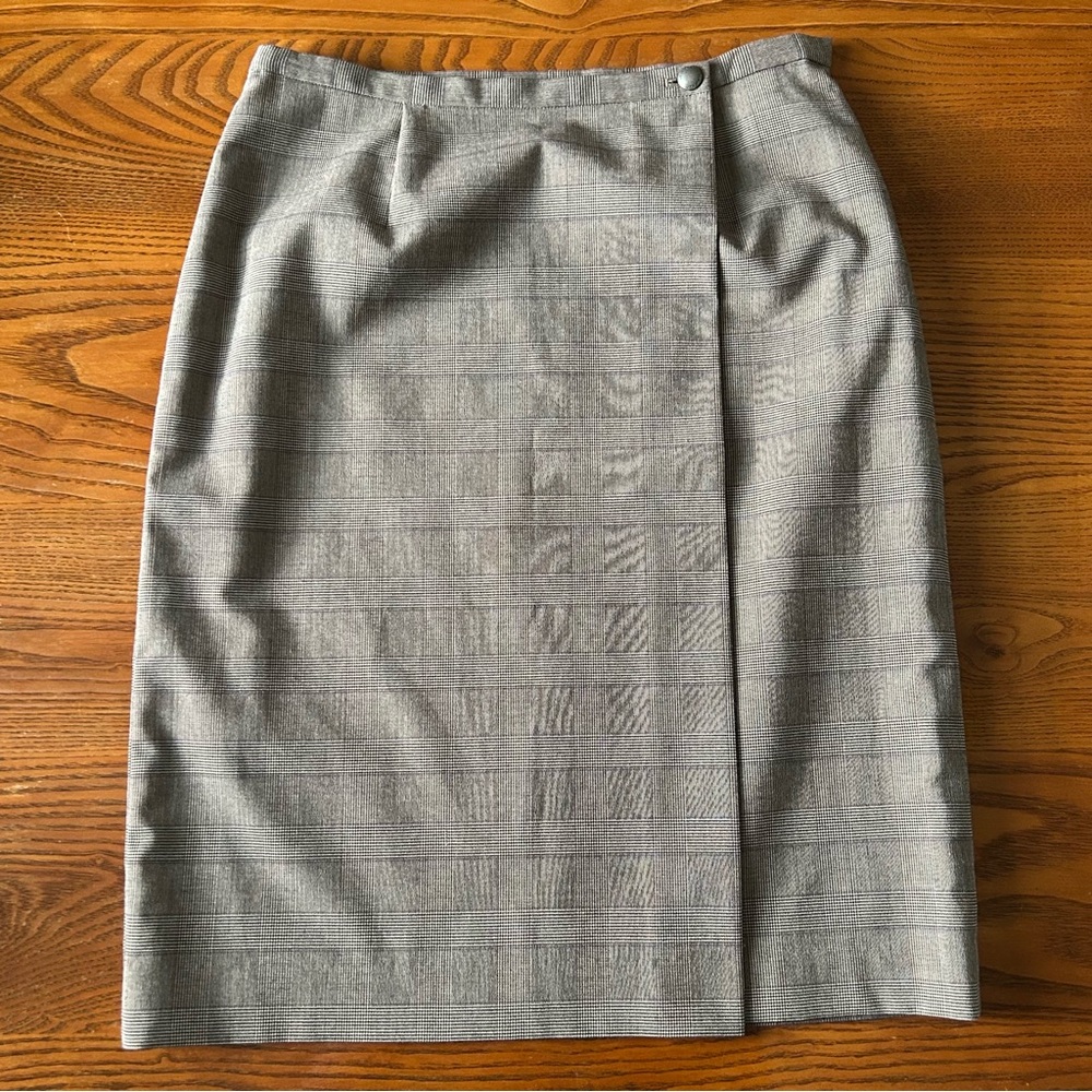 Calvin Klein Gray/Beige Plaid Pencil Skirt